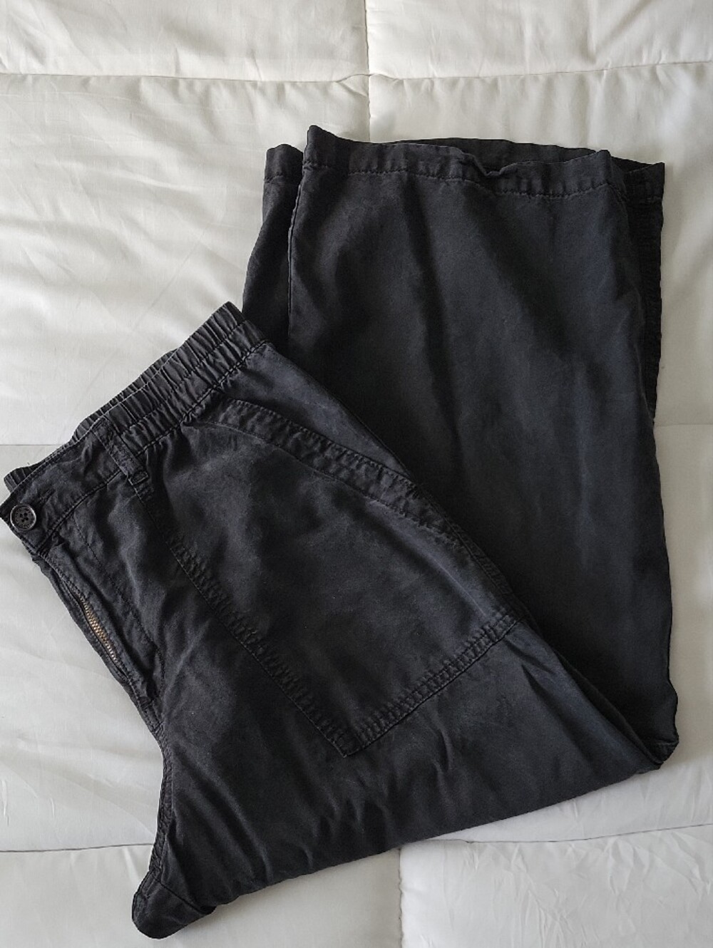 Sanctuary Ankle Wide Leg Pants L Smoke Black Flowy Lyocell Elastic Waistband EUC